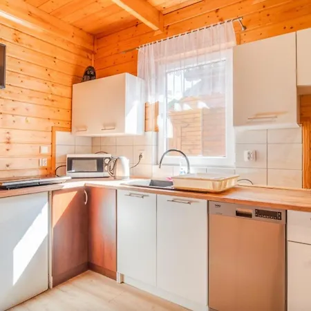 Semesterbostad U Reksa Dębki